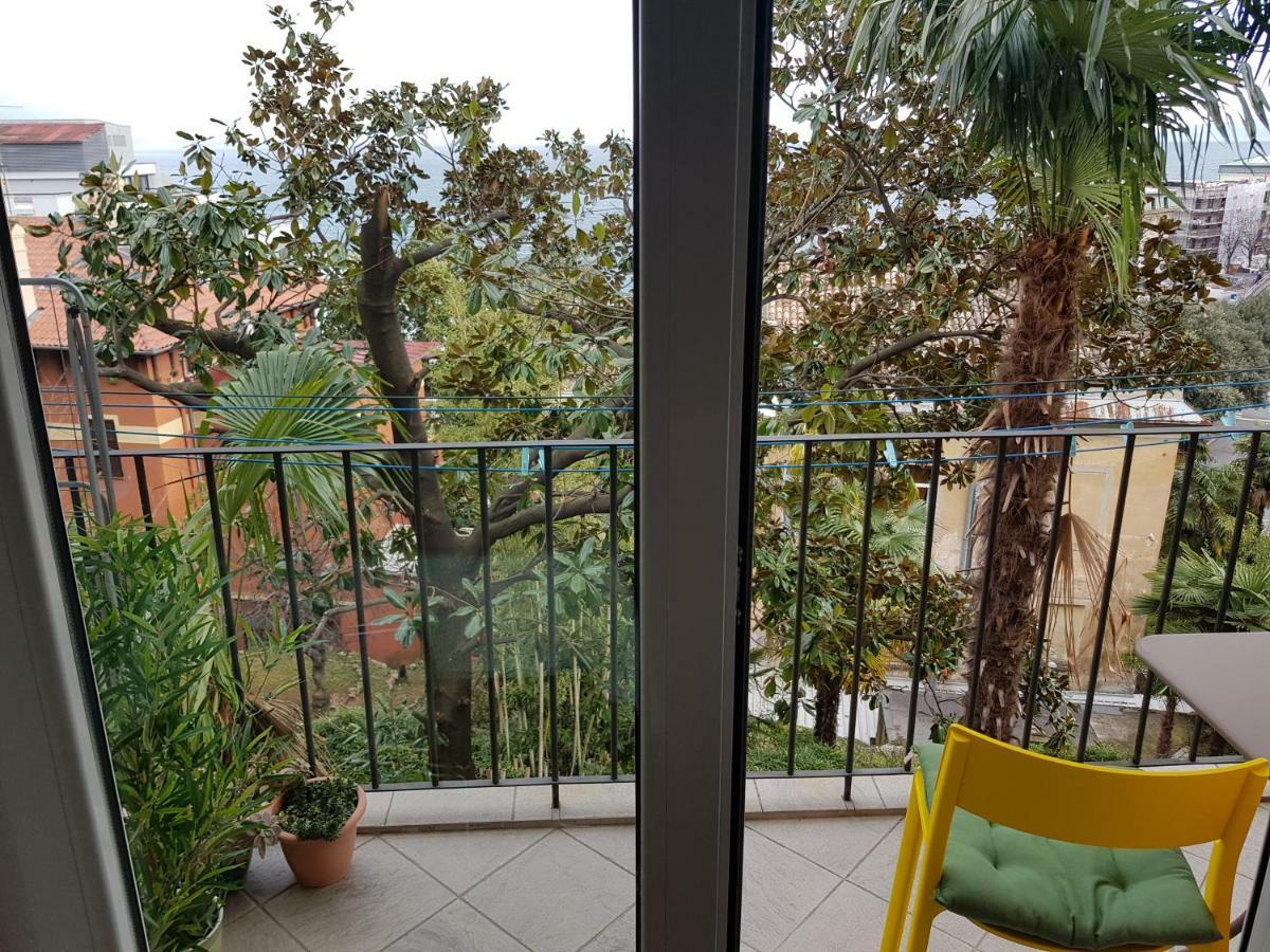 Sunny Apartment 150 M From The Sea Opatija Exteriör bild