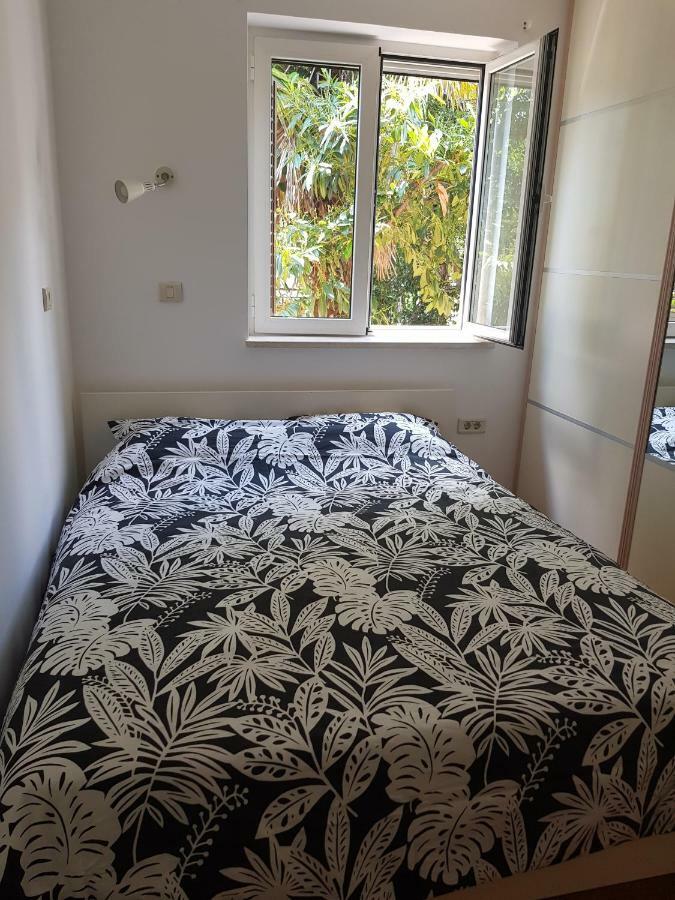 Sunny Apartment 150 M From The Sea Opatija Exteriör bild