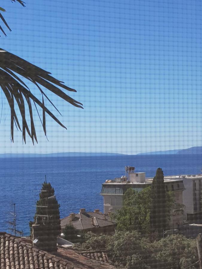 Sunny Apartment 150 M From The Sea Opatija Exteriör bild